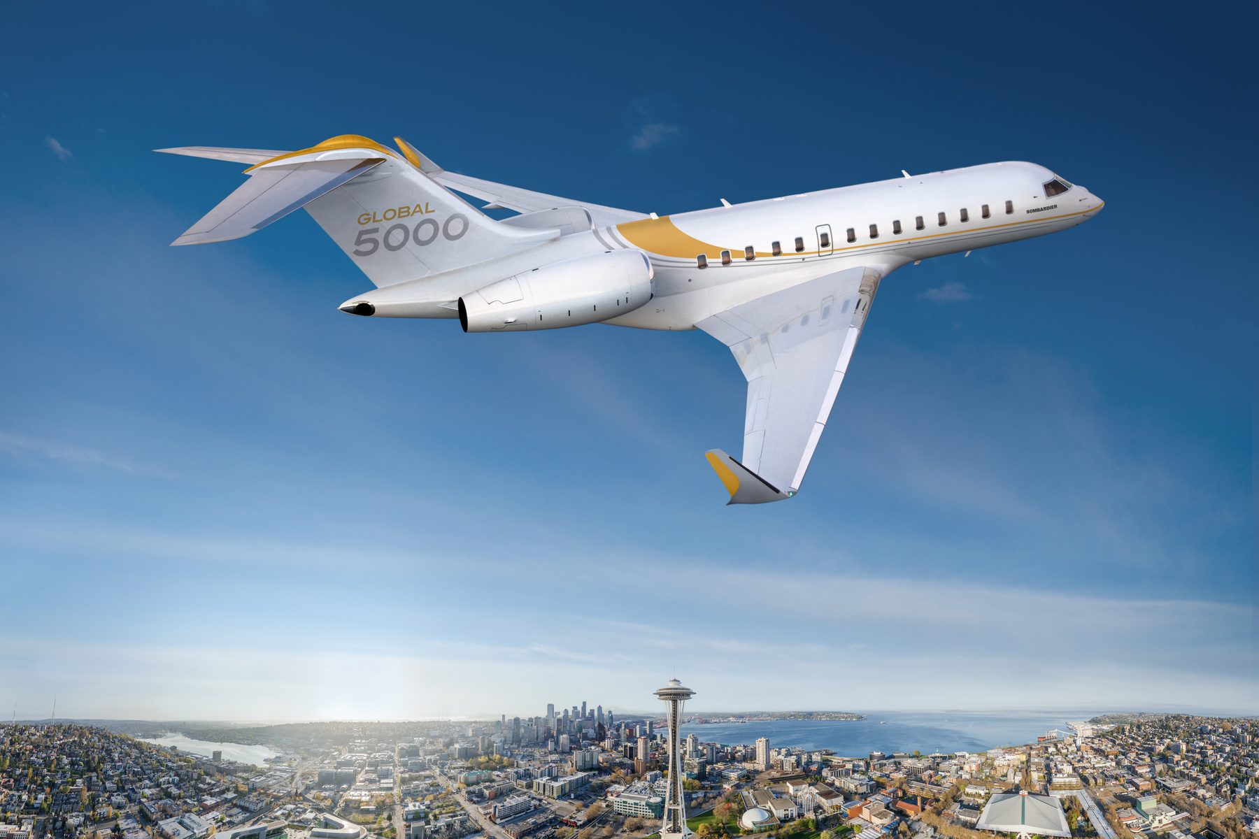 Global 5000 over Seattle
